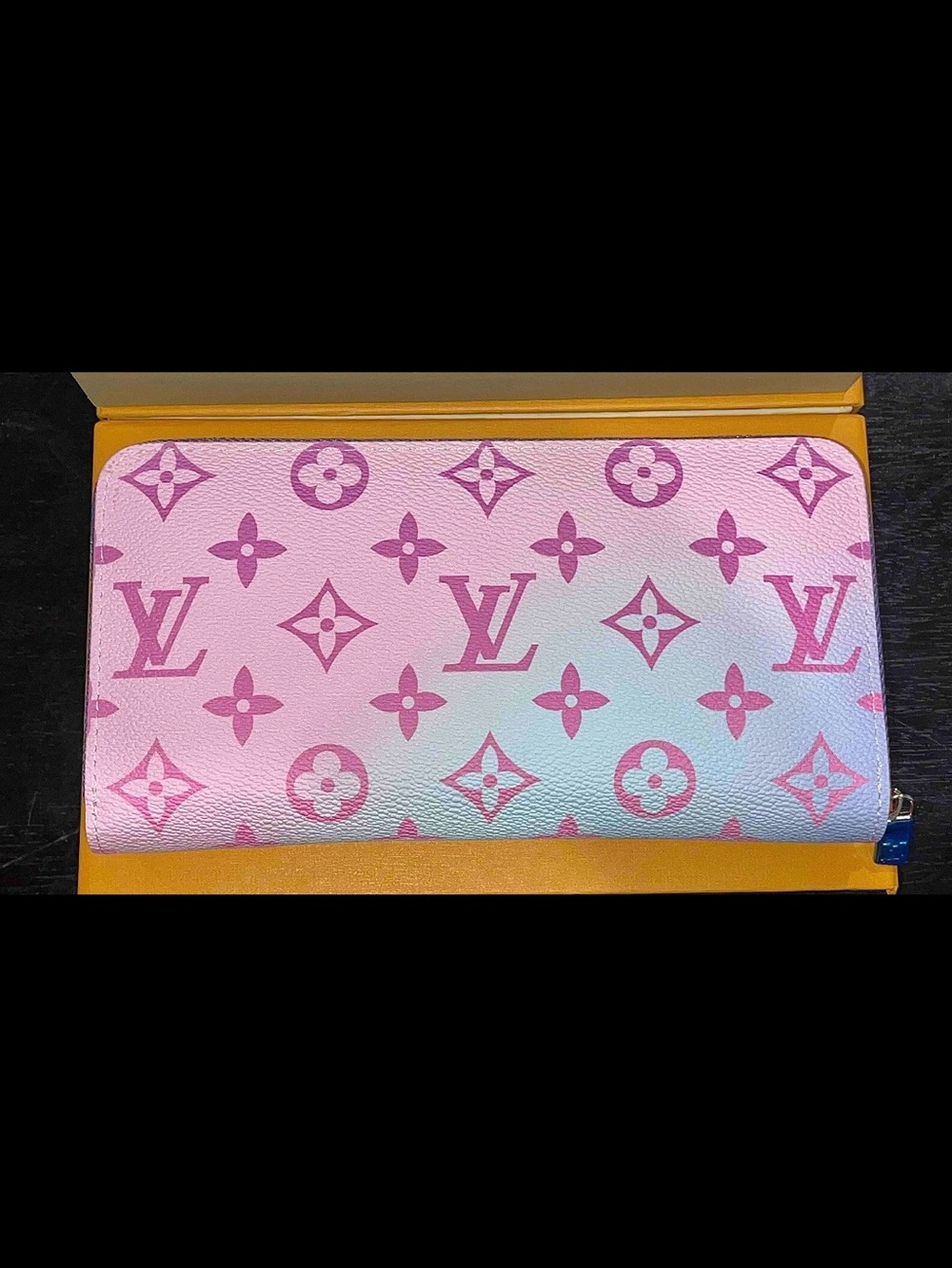 Wallet - Picture 2 of 2